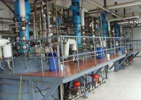 不飽和樹脂反應(yīng)釜、不飽和聚酯反應(yīng)釜 酚醛樹脂反應(yīng)釜 樹脂反應(yīng)釜 