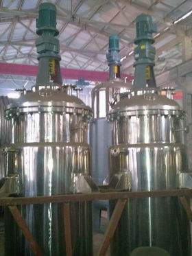 蒸汽加熱反應(yīng)釜、導(dǎo)熱油循環(huán)加熱反應(yīng)釜 