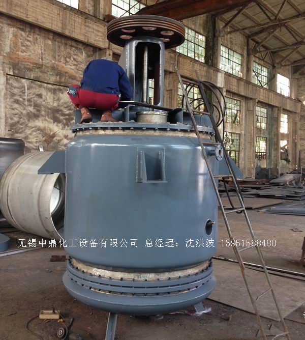 蒸汽加熱反應(yīng)釜、導(dǎo)熱油循環(huán)加熱反應(yīng)釜 