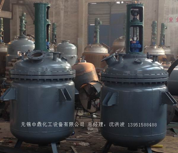 蒸汽加熱反應(yīng)釜、導(dǎo)熱油循環(huán)加熱反應(yīng)釜 