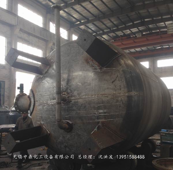 蒸汽穩(wěn)壓罐(蒸汽壓力10公斤級(jí))