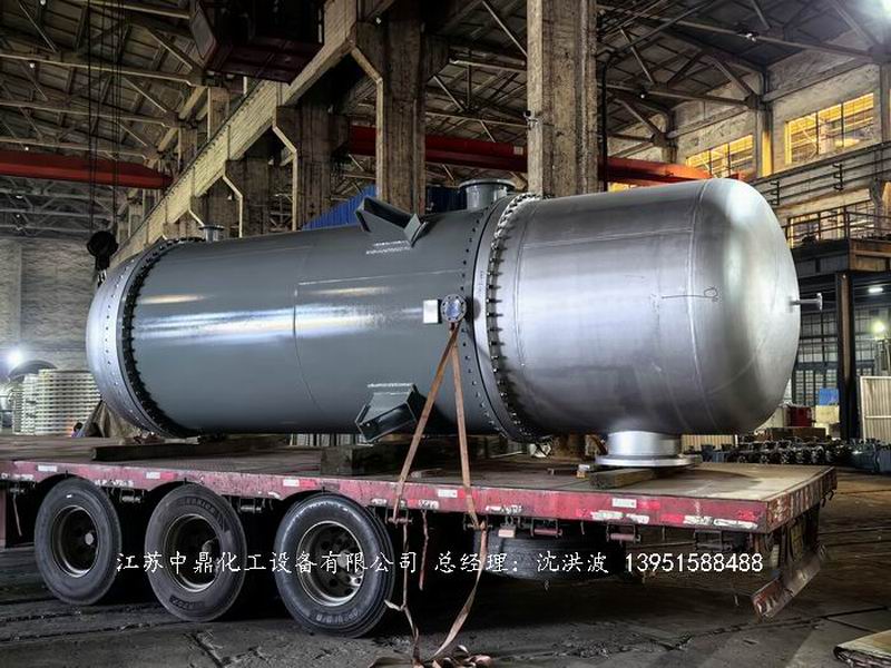 承接55臺(tái)列管式換熱器制造現(xiàn)場(chǎng)與發(fā)貨過程