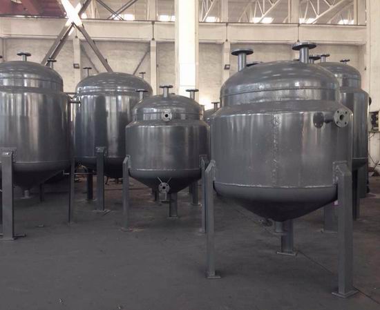 夾套保溫儲(chǔ)罐（立式儲(chǔ)罐、臥式儲(chǔ)罐）